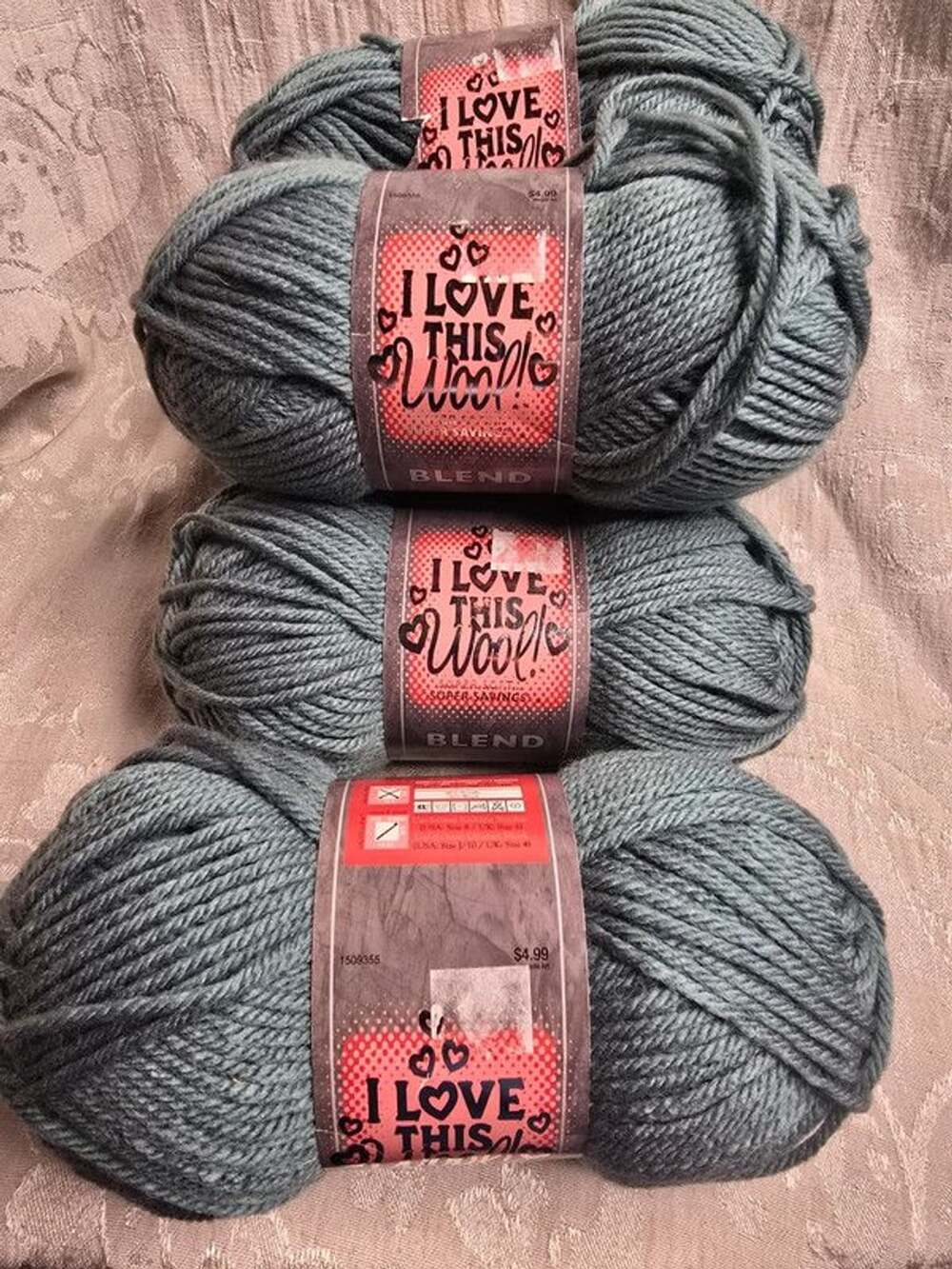 I love this wool blend yarn